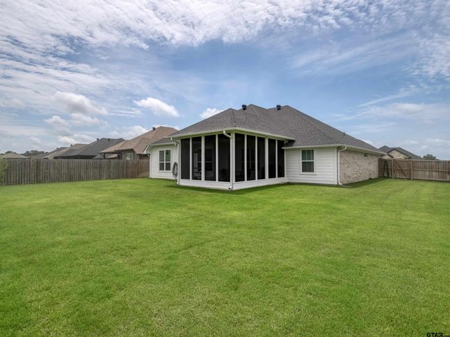 401 Meadows Ct, House other with 4 bedrooms, 3 bathrooms and null parking in Chandler TX | Image 31