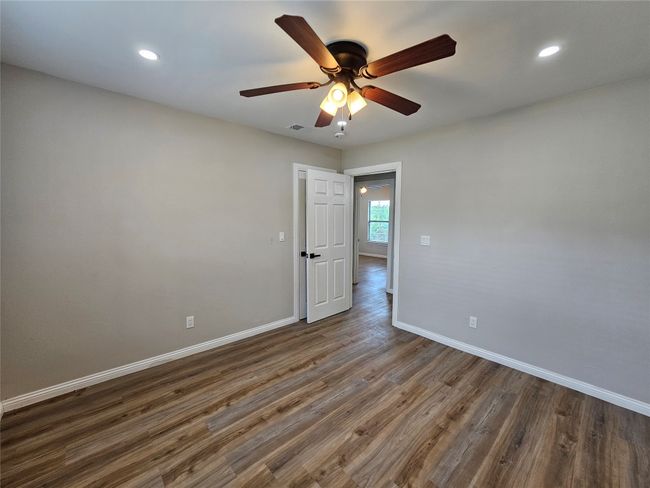 5519 Arlington Park Dr, House other with 3 bedrooms, 1 bathrooms and null parking in Dallas TX | Image 14