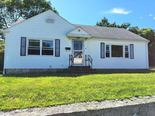 6 Crosby St, Webster, MA, 01570-2801 | Card Image