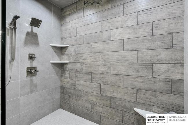 3902 S 212 Th St, House other with 4 bedrooms, 4 bathrooms and 4 parking in Elkhorn NE | Image 41