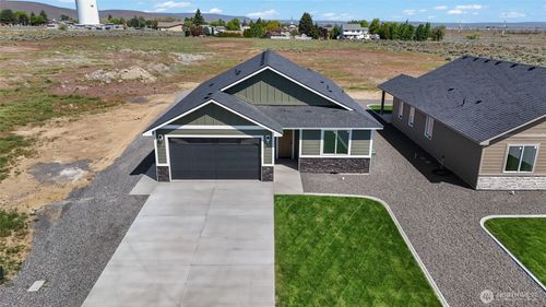 13 Parkside Loop, Ephrata, WA, 98823-9493 | Card Image
