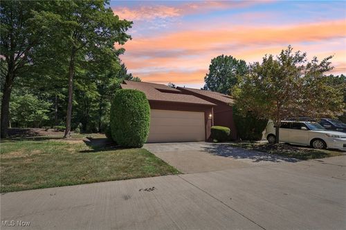 308 Katey Rose Ln, Euclid, OH, 44143-2430 | Card Image