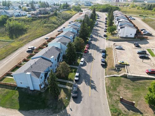8420 99 Avenue, Peace River, AB, T8S1W3 | Card Image