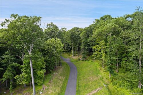 578 Cross River Rd, Katonah, NY, 10536-3517 | Card Image