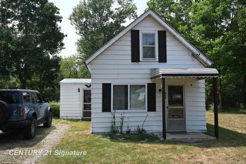 455 Deland Road, Flushing, MI, 48433 | Card Image