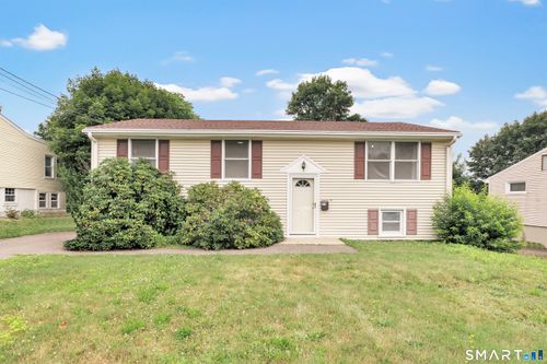 31 Webster Dr, Ansonia, CT, 06401-2522 | Card Image