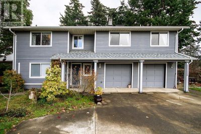 3077 Brittany Dr, House other with 4 bedrooms, 3 bathrooms and 4 parking in Victoria BC | Image 2