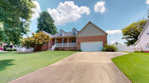 1421 Flowering Dogwood Ln, Dyersburg, TN, 38024-2825 | Card Image