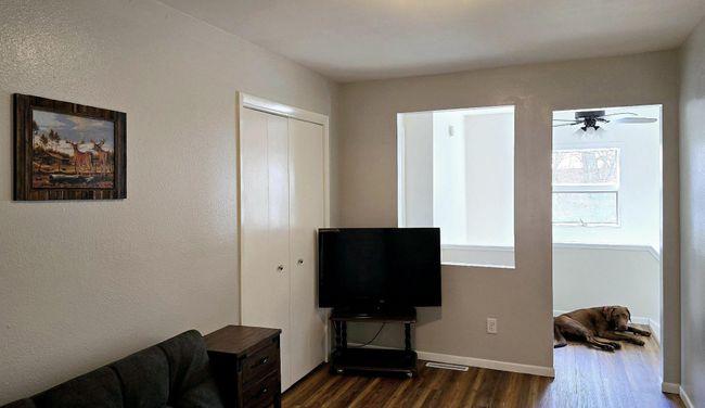 upper level living area.jpg | Image 24