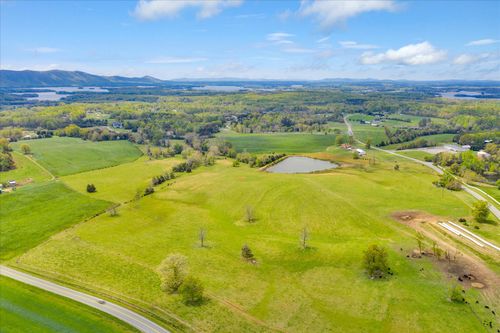 12274 Smith Mountain Lake Pkwy, Huddleston, VA, 24104 | Card Image