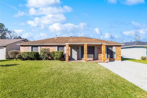 119 Northwood Dr, Slidell, LA, 70458-1210 | Card Image