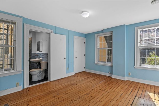 1st floor rear studio apartment. Could be incorporated into home or in-law or apartment. Living room/bedroom | Image 23