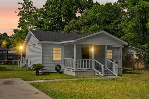 2714 Moot Ave, Mobile, AL, 36606-2111 | Card Image