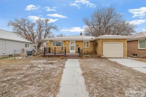 1031 Ada Ave, Idaho Falls, ID, 83402-2076 | Card Image