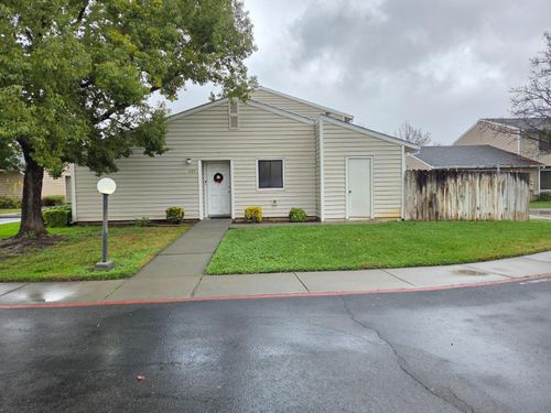 577 North St, Corning, CA, 96021-2264 | Card Image