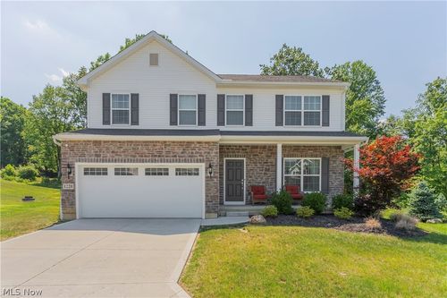1220 Selena Grv, Green, OH, 44685-8174 | Card Image