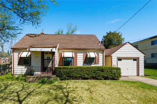 1434 Oakland Ne, Cedar Rapids, IA, 52402 | Card Image