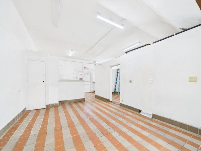 CAM01655G0-PR0078-STILL016.jpg | Image 25