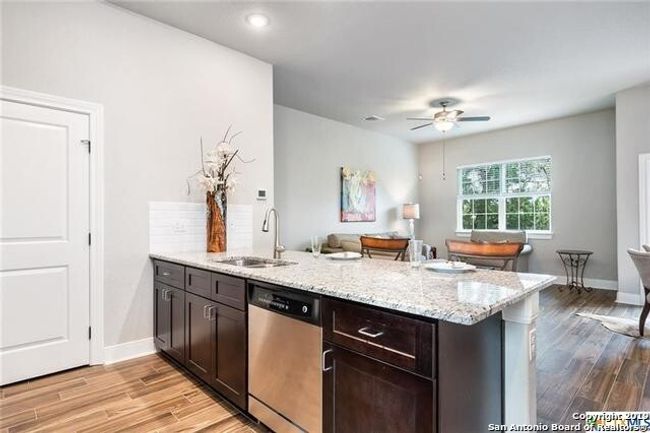 UNIT-11 - 3067 View Ridge Dr, Condo with 2 bedrooms, 2 bathrooms and 2 parking in Spring Branch TX | Image 6