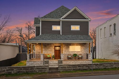 2004 Mccallie Ave, Chattanooga, TN, 37404-3139 | Card Image