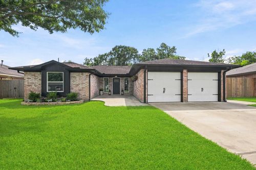 1915 Michele Drive, Sugar Land, TX, 77498 | Card Image