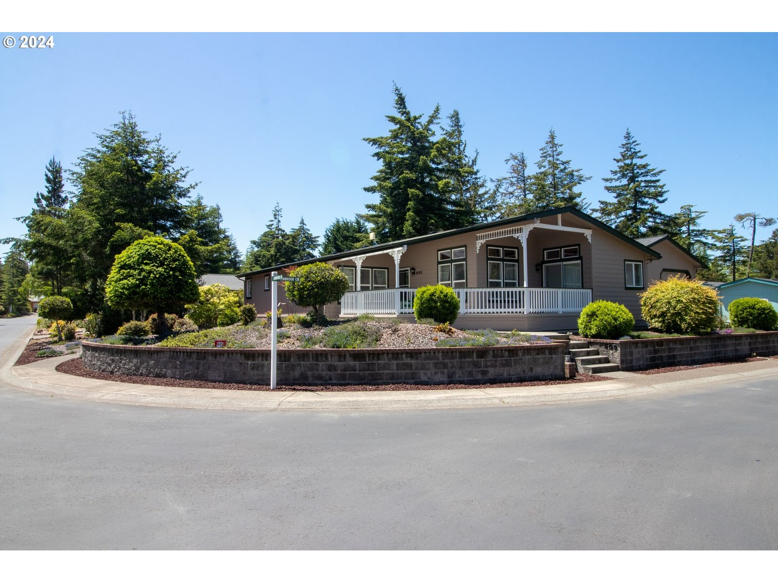 Glenbrook Cir, Florence, OR 97439