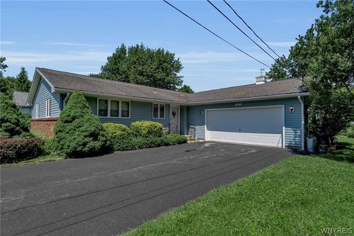 2579 Niagara Rd, Niagara Falls, NY, 14304-2024 | Card Image