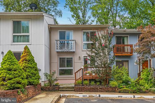 3048 Sugar Ln, VIENNA, VA, 22181-6061 | Card Image