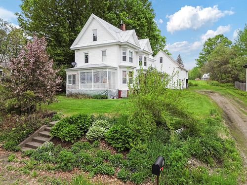 77 Main Street, New Sharon, ME, 04955 | Card Image