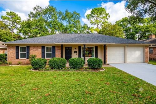 124 Dogwood St, Sugar Land, TX, 77478-3810 | Card Image