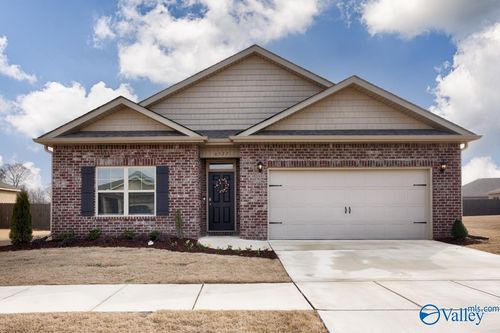 6577 Moon Crest Ln Nw, Huntsville, AL, 35806-3002 | Card Image
