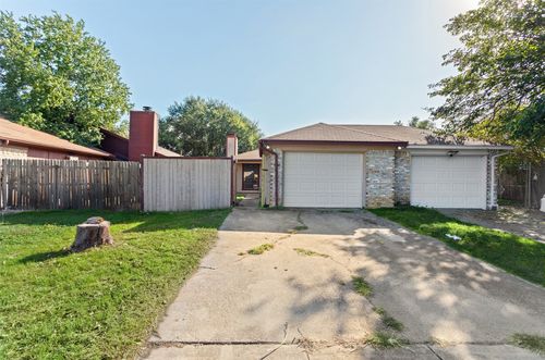 6725 S Creek Dr, Fort Worth, TX, 76133-5727 | Card Image