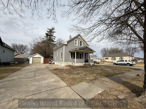 402 Thebe St, Cairo, NE, 68824-9598 | Card Image