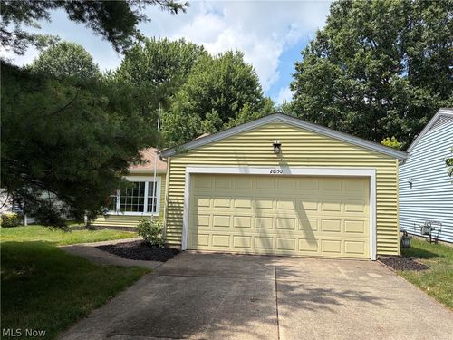 26150 Raintree Blvd, Olmsted Falls, OH, 44138-2764 | Card Image