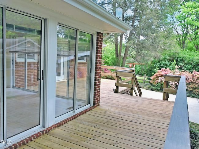 27Deck 3 | Image 27