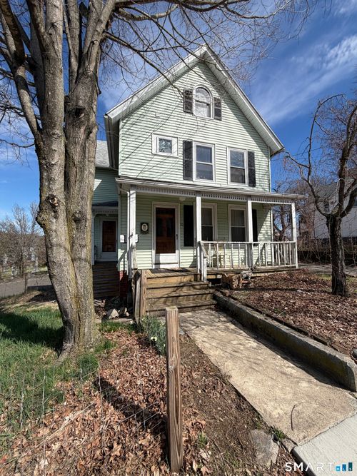 70 Meadow St, Ansonia, CT, 06401-2118 | Card Image