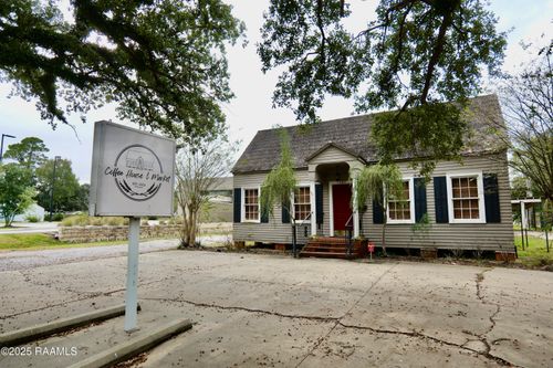 1317 N Parkerson Ave, Crowley, LA, 70526-2863 | Card Image