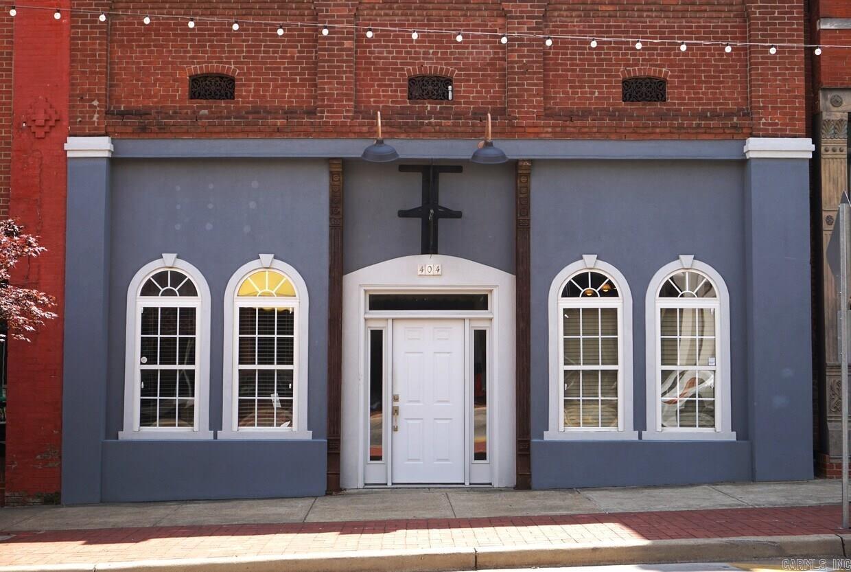 404 S Main St, Jonesboro, AR 72401