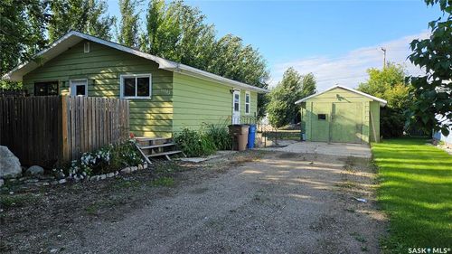 707 King St, Cudworth, SK, S0K1B0 | Card Image