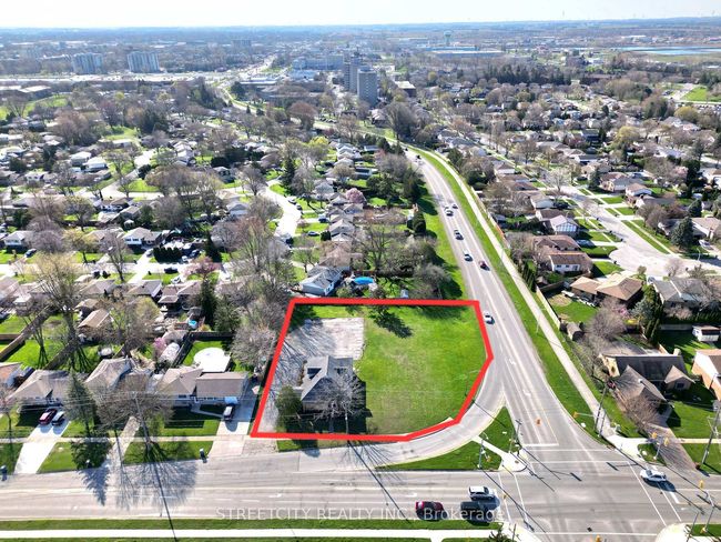 596 Mcnaughton Ave W, Home with 0 bedrooms, 4 bathrooms and 8 parking in Chatham ON | Image 18
