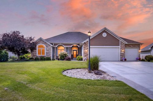 8528 94th Avenue, PLEASANT PRAIRIE, WI, 53158 | Card Image