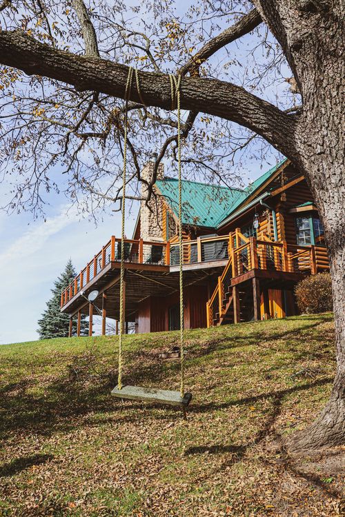 8017 W Chestnut Mountain Rd, HANOVER, IL, 61041 | Card Image