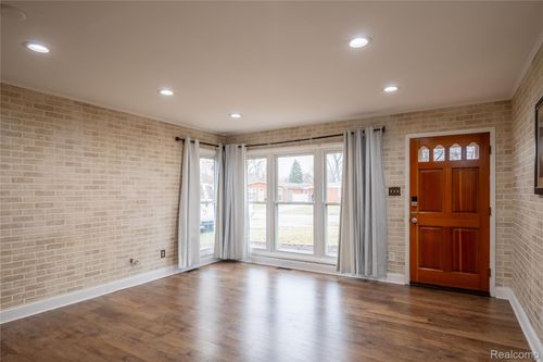 1539 Dulong Ave, Madison Heights, MI, 48071-2606 | Card Image