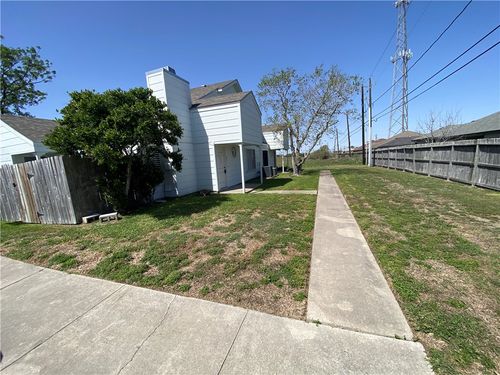 apt-d3-7252 Mansions Dr, Corpus Christi, TX, 78414-3714 | Card Image