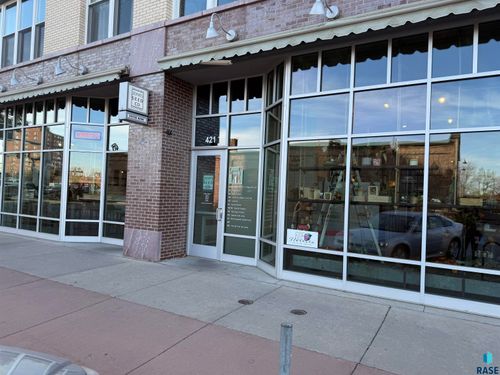 ste-111-421 N Phillips Ave, Sioux Falls, SD, 57104-5991 | Card Image