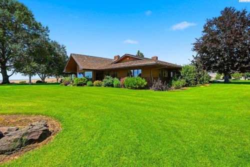 170732 Olsen Rd, Grandview, WA, 98930 | Card Image