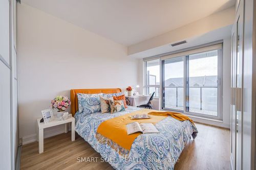 208-38 Gandhi Lane, Thornhill, ON, L3T0G9 | Card Image