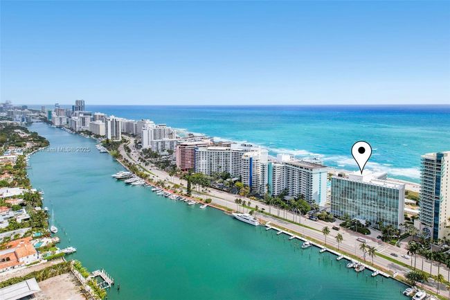 APT-6M - 5055 Collins Ave, Condo with 2 bedrooms, 3 bathrooms and null parking in Miami Beach FL | Image 37