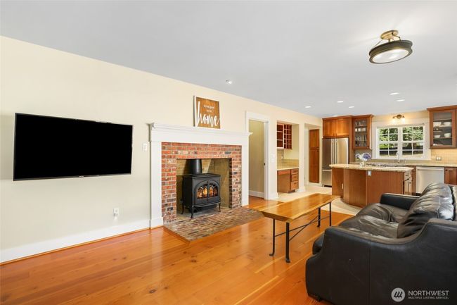 24537 Se 384 Th St, House other with 4 bedrooms, 4 bathrooms and 2 parking in Enumclaw WA | Image 11