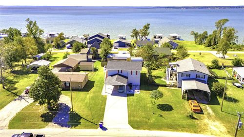 400 Shorthorn Dr, Onalaska, TX, 77360-7705 | Card Image